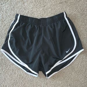 ⭐️NIKE SHORTS⭐️